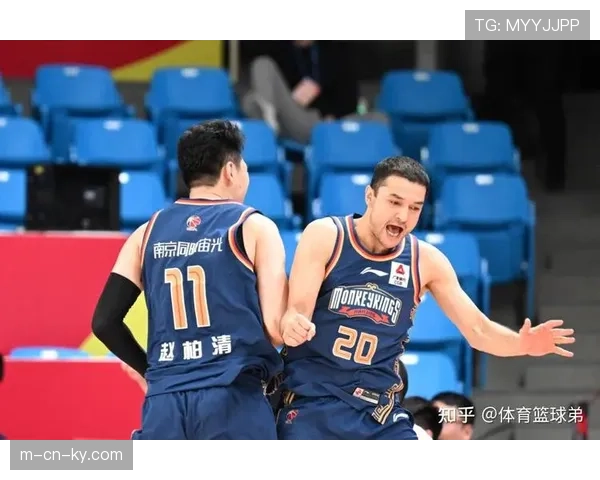 同曦主帅西热力江推行全场无限换防与提前两步三分策略见效 同曦主帅西热力江推行全场无限换防与提前两步三分策略见效